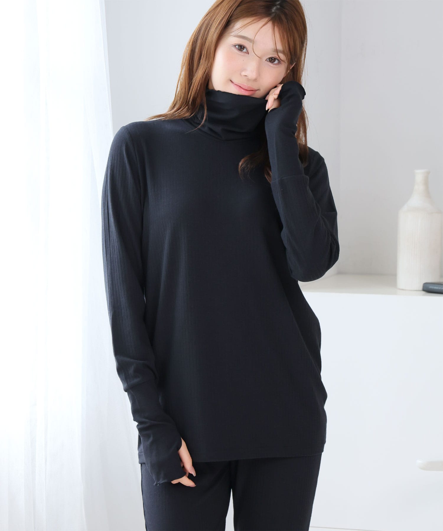【WEB限定】3首あったか 着るだけ 快眠ウェア 腹巻付き 長袖 上下セット:MODEL:166cm/SIZE:M