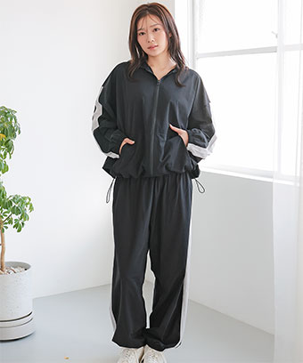 毎日の紫外線対策を、無理なく快適に。UVカット・吸水速乾機能を備えた、メッシュ素材の長袖パーカ＆ロングパンツの上下セット。