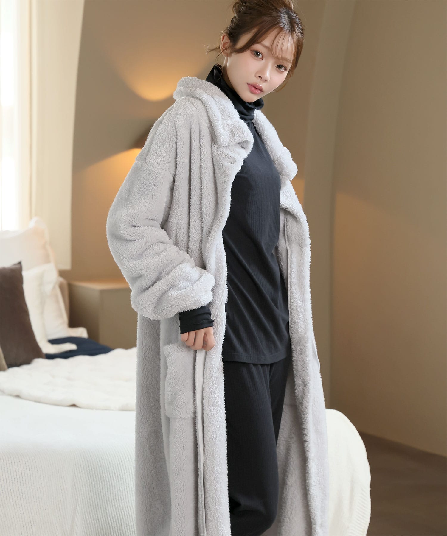【WEB限定】首まであったか 長袖 着る毛布:MODEL:168cm/SIZE:フリーサイズ