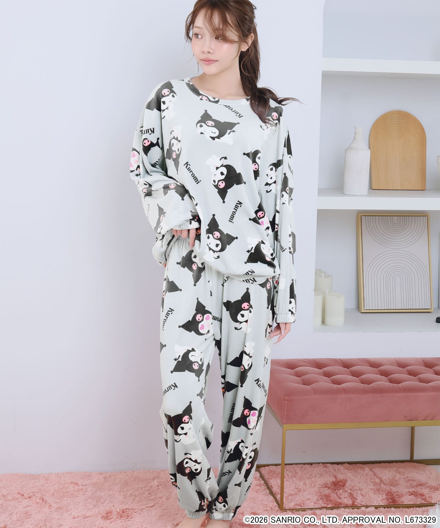 クロミ 総柄 ストレッチ ソフトボア 長袖 上下セット:MODEL:168cm/SIZE:M