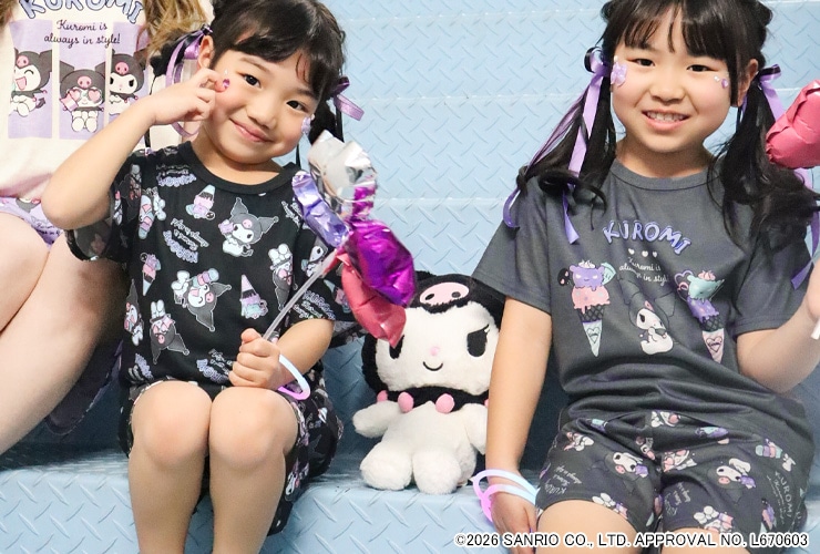2026年夏 aimerfeel×サンリオキャラクターズコラボ クロミ サマー半袖パジャマ キッズ上下セット。大人と同じアイスクリーム総柄デザインで親子ペアルックが楽しめる子供用ルームウェア