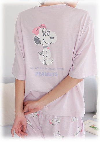 スヌーピーニットトップスとボトムスのセット