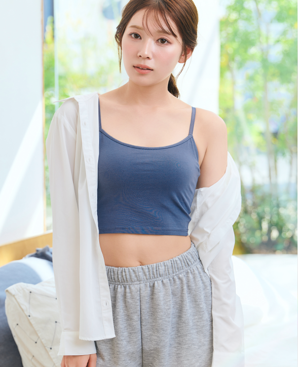 ワイヤーなしでも超盛れる！ロングセラー「ノンワイヤー超盛ブラ(R)」内蔵のブラトップ。
